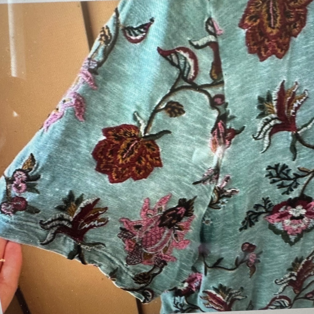 Soft Surroundings Sz L 100% Cotton Paisley Floral Embroidered Tee - Picture 2 of 4